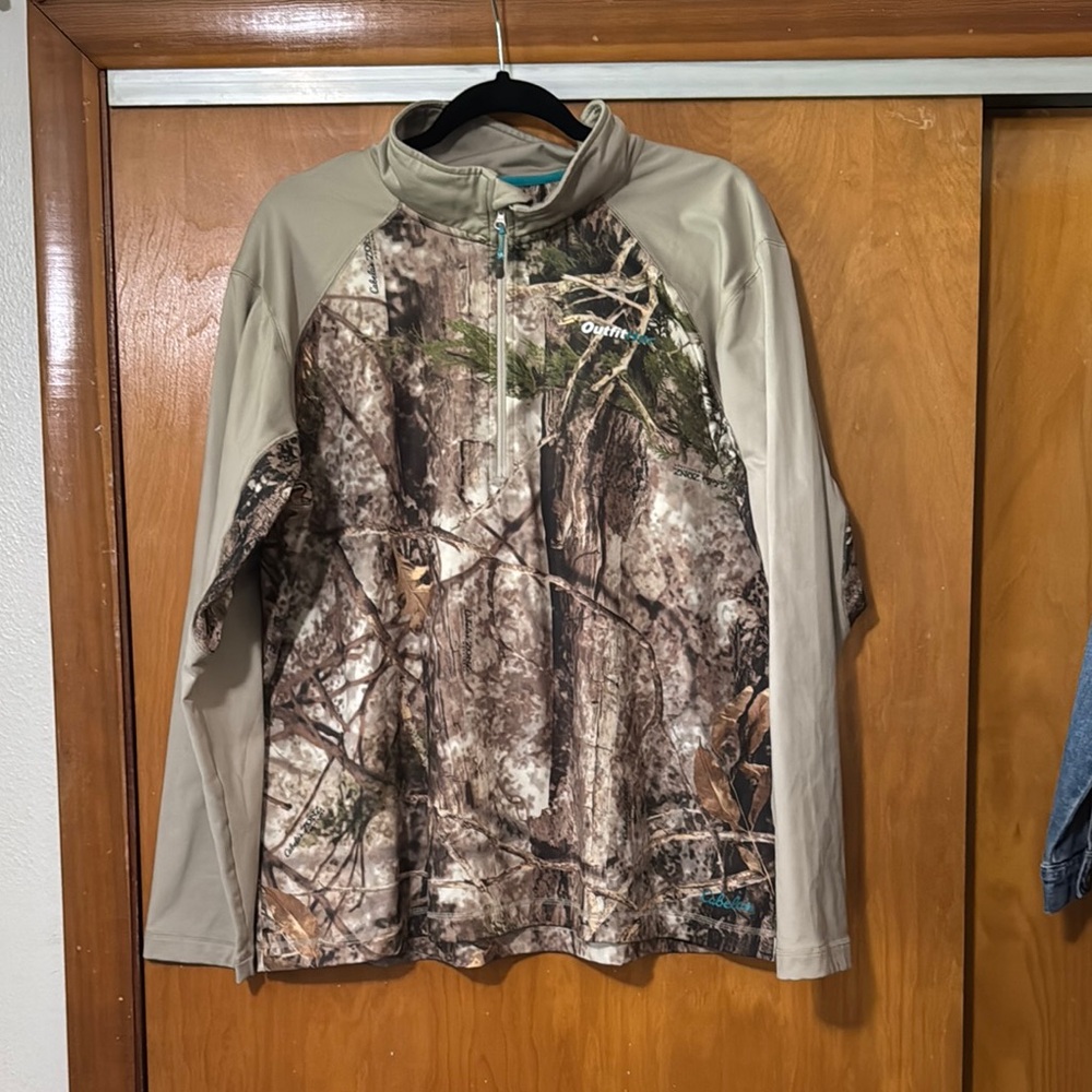 Cabela's Tan and Brown Camo Pullover